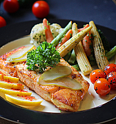 Saumon aux légumes mélangés